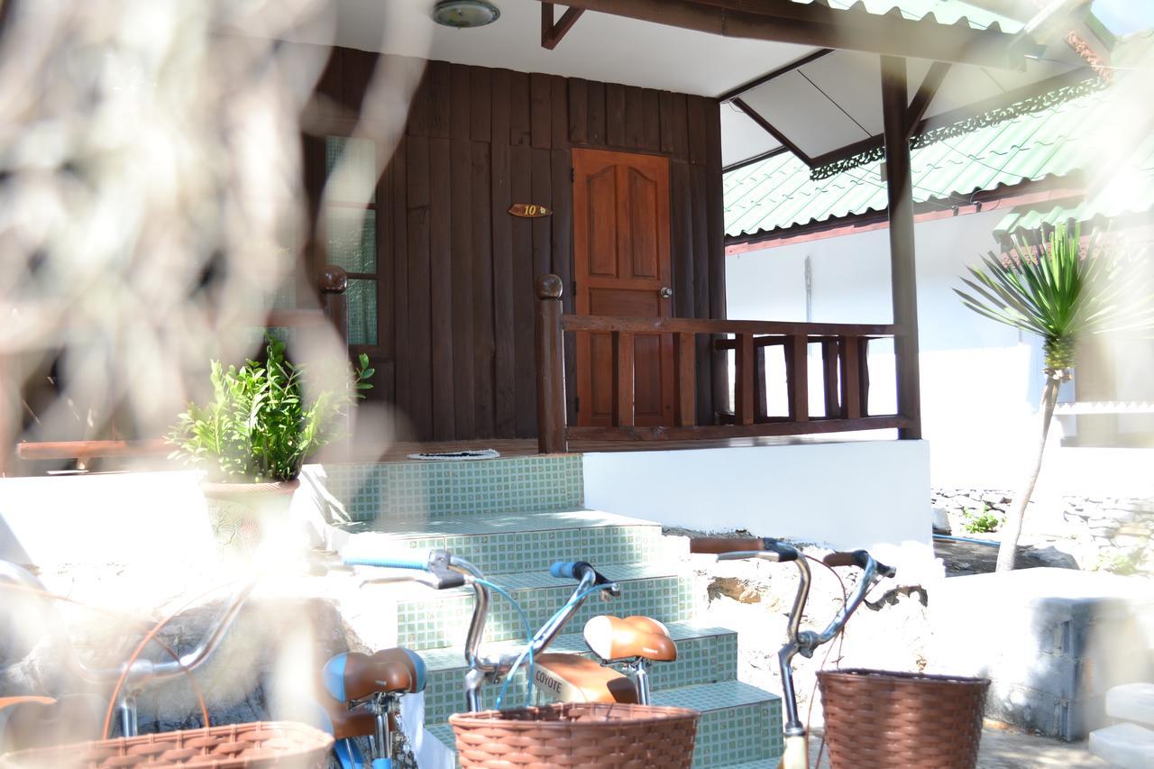 Benjaporn Bungalow Ко-Січанг Екстер'єр фото